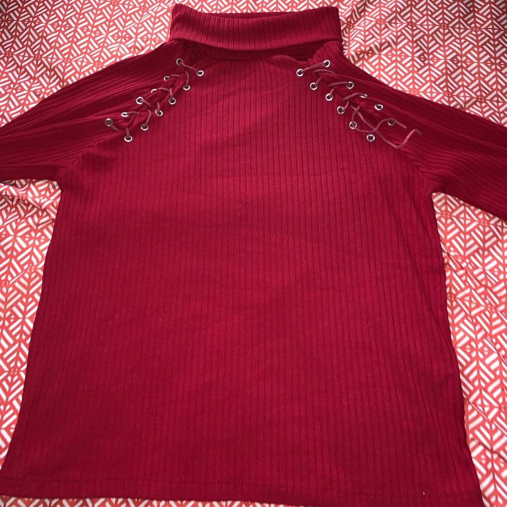 i am selling a long sleeve turtle neck